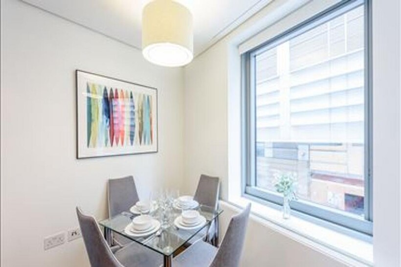 Merchant Square East, London, W2 3 bed flat to rent - £5,178 pcm (£1,195 pw)