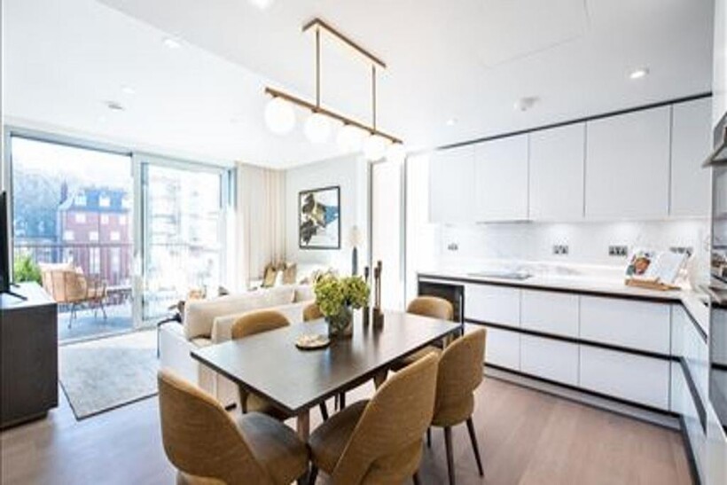 Edgware Road, Garrett Mansions, W2 3 bed flat to rent - £9,052 pcm (£2,089 pw)