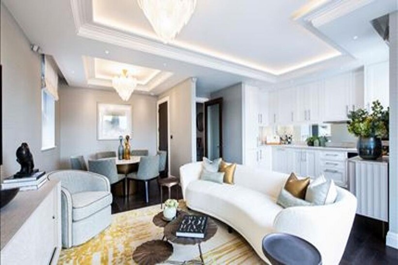 Prince Of Wales Terrace, London, W8 2 bed apartment to rent - £15,621 pcm (£3,605 pw)