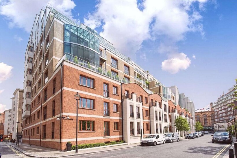 Lancelot Place, SW7 3 bed apartment to rent - £17,329 pcm (£3,999 pw)