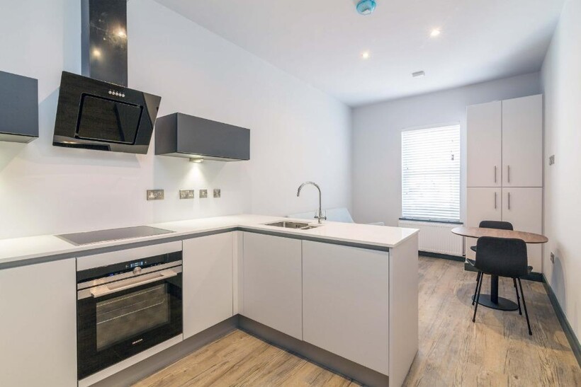 Park Suites, Nottingham NG7 2 bed flat to rent - £1,586 pcm (£366 pw)