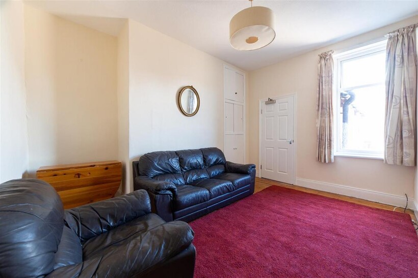 £95pppw - Wolseley Gdns - Jesmond, NE2 4 bed maisonette to rent - £1,646 pcm (£380 pw)