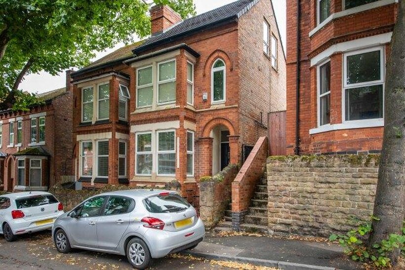 Albert-grove-ng7-1pa-995144