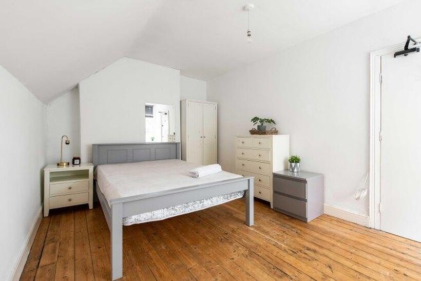 Albert-grove-ng7-1pa-995145