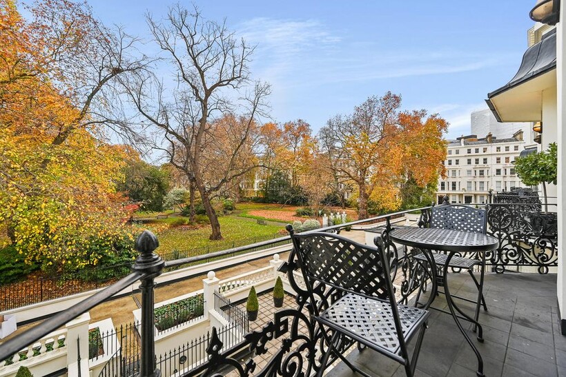 London SW7 3 bed apartment to rent - £11,375 pcm (£2,625 pw)