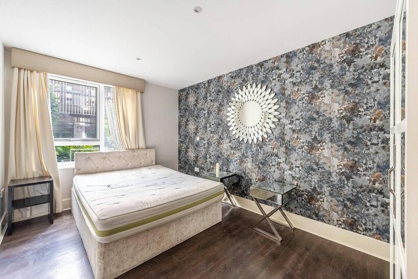 Attlee Court, Stanmore, HA7 3 bed flat to rent - £2,395 pcm (£553 pw)