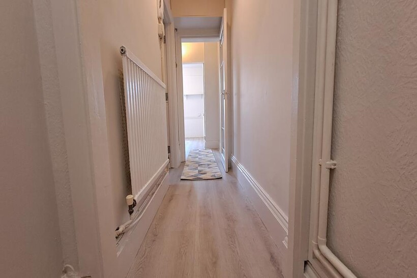 South Terrace, Littlehampton, BN17 1 bed apartment to rent - £780 pcm (£180 pw)