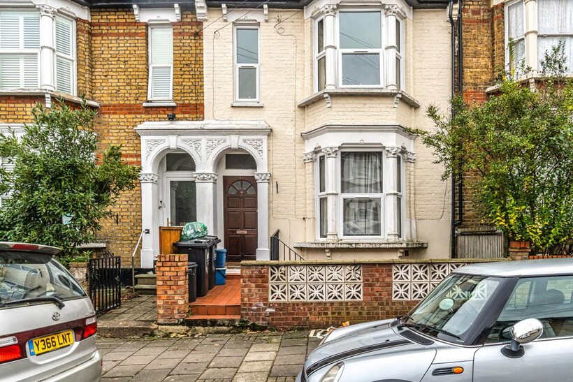 Sach Road, Upper Clapton, Hackney... 5 bed terraced house to rent - £4,400 pcm (£1,015 pw)