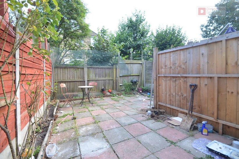 Sach Road, Upper Clapton, Hackney... 5 bed terraced house to rent - £4,400 pcm (£1,015 pw)