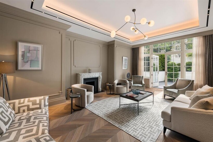 Victoria Road W8 6 bed house to rent - £54,167 pcm (£12,500 pw)