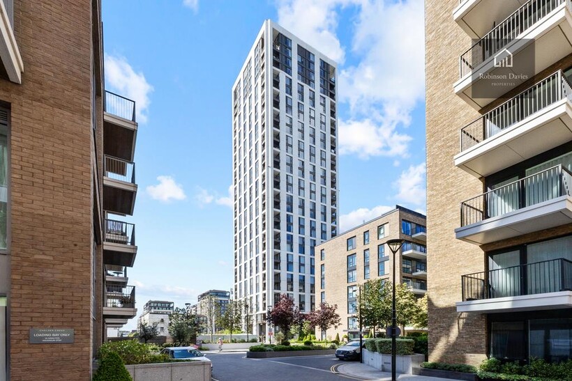 Bridgewater Avenue, London SW6 2 bed apartment to rent - £4,595 pcm (£1,060 pw)