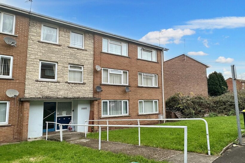 Lancaster Court, Cranleigh Rise... 2 bed flat to rent - £1,000 pcm (£231 pw)