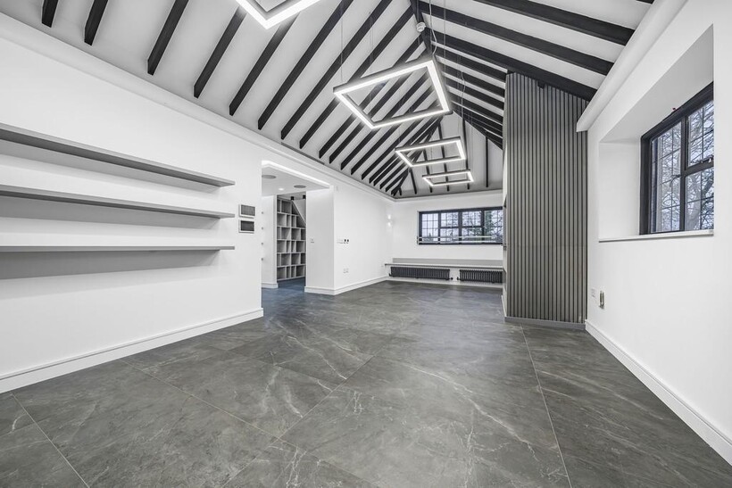 Beech Hill Avenue, Barnet 3 bed apartment to rent - £5,995 pcm (£1,383 pw)