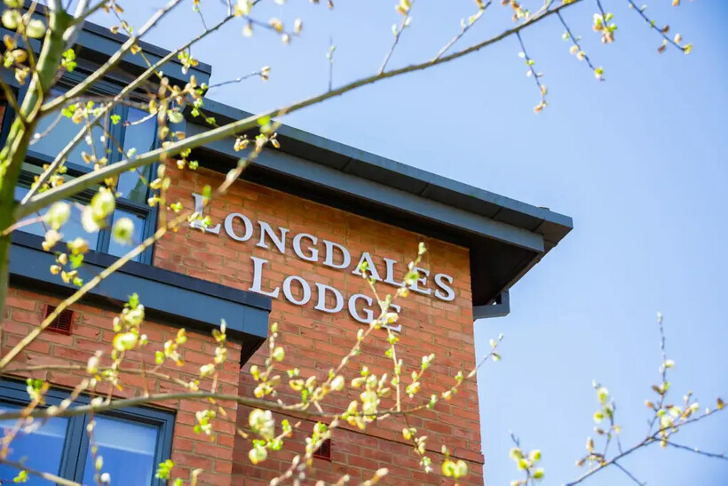 Longdales Lodge - Sign.jpeg