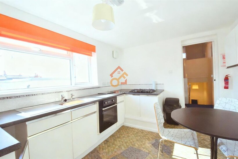 ???? 2025-11-14 172839 881.png