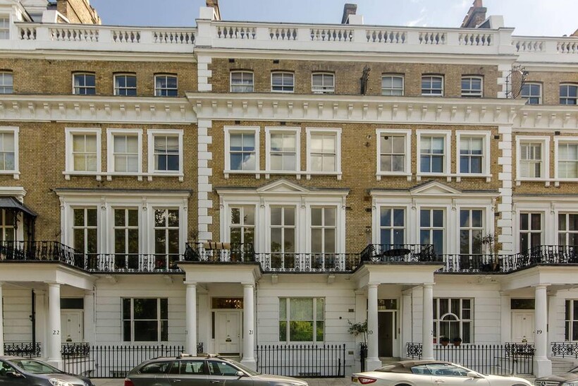 Onslow Gardens, South Kensington... 2 bed maisonette to rent - £10,833 pcm (£2,500 pw)