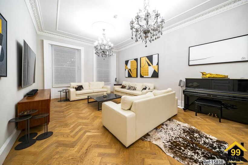 64 Eccleston Square, London, Pimlico... 5 bed maisonette to rent - £25,000 pcm (£5,769 pw)