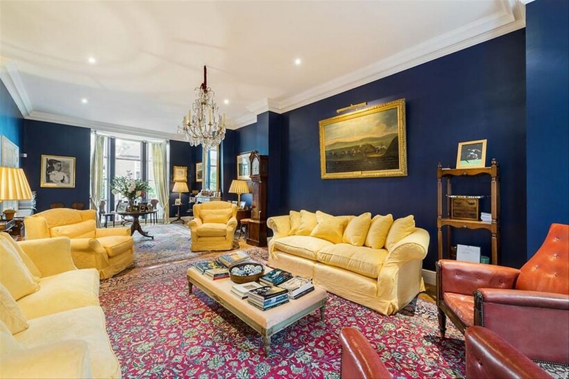 Elm Park Road, London SW3 6 bed end of terrace house to rent - £14,998 pcm (£3,461 pw)