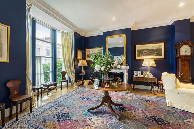 Elm Park Road, London SW3 6 bed end of terrace house to rent - £14,998 pcm (£3,461 pw)