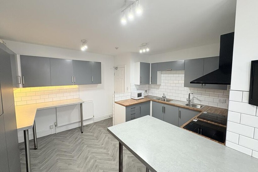 Bow Lane, Preston PR1 1 bed in a house share to rent - £540 pcm (£125 pw)