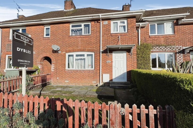 Thurmond Crescent, Winchester, SO22 3 bed terraced house to rent - £1,530 pcm (£353 pw)
