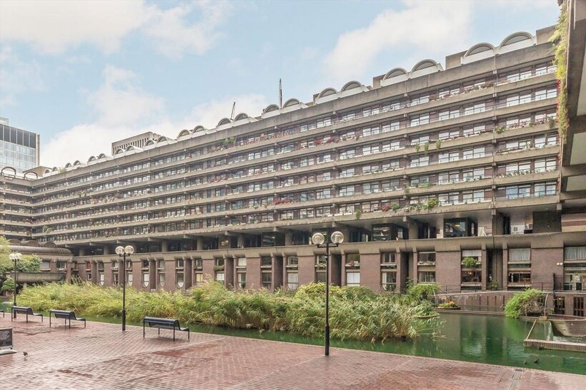Barbican, London EC2Y 1 bed flat to rent - £3,098 pcm (£715 pw)