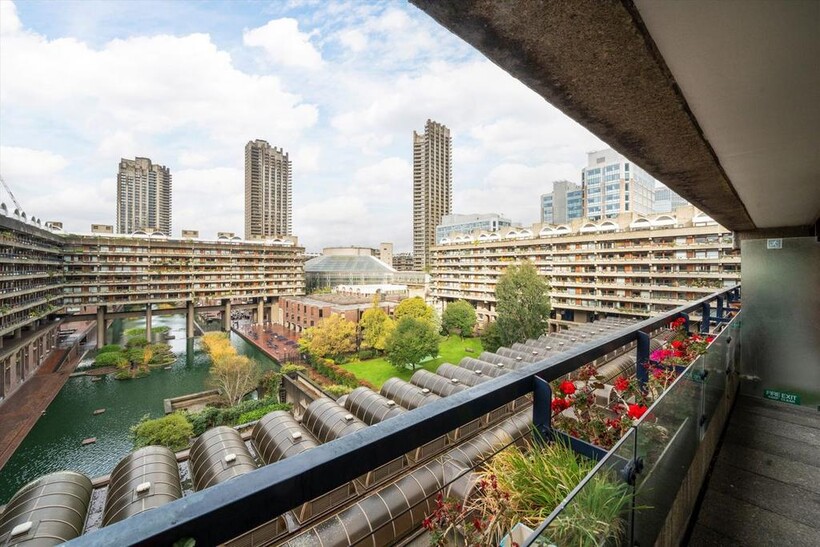 Barbican, London EC2Y 1 bed flat to rent - £2,947 pcm (£680 pw)