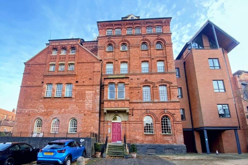 The Brewhouse, Castle Brewery... 2 bed flat to rent - £725 pcm (£167 pw)