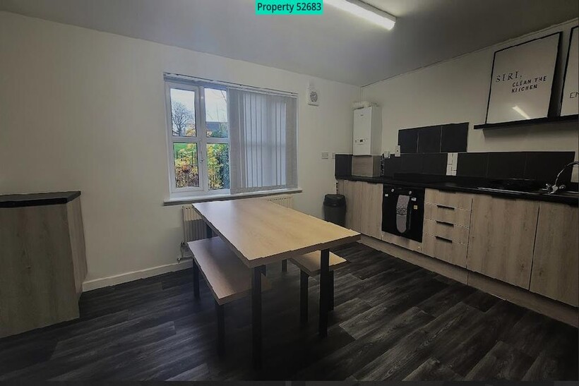 Denison Court, Denison Street... 6 bed terraced house to rent - £516 pcm (£119 pw)