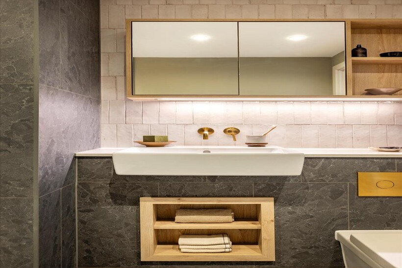 Caversham Road, London, NW9 3 bed flat to rent - £3,230 pcm (£745 pw)