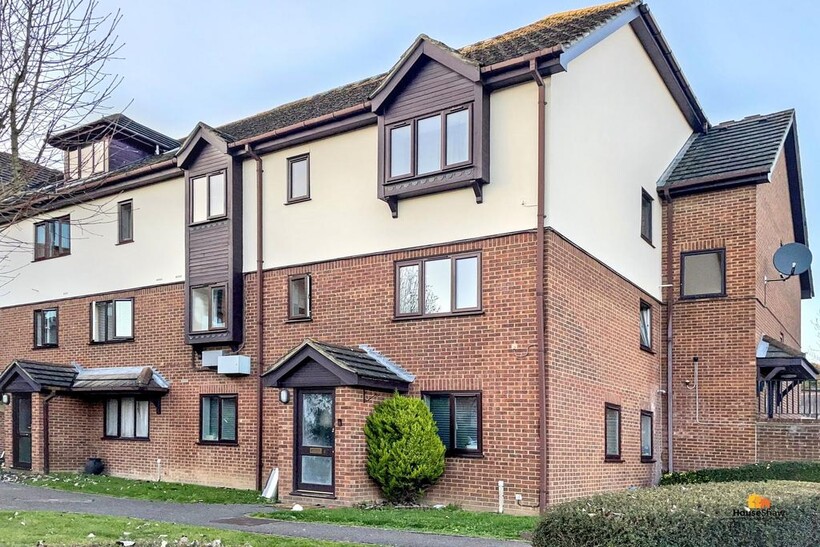 Totteridge Avenue, Sovereign Court... 1 bed flat to rent - £1,000 pcm (£231 pw)