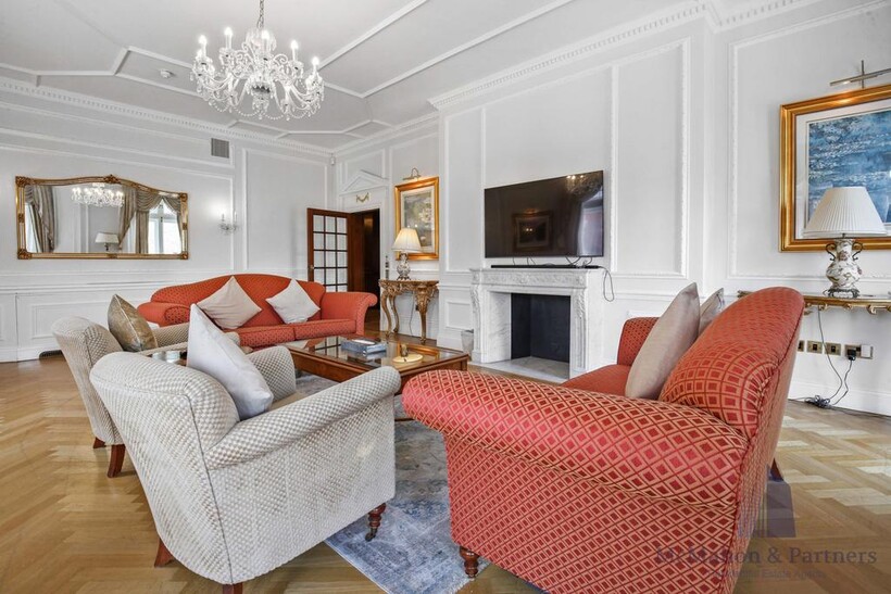 1 Kensington High Street, London, W8 6 bed flat to rent - £15,000 pcm (£3,462 pw)