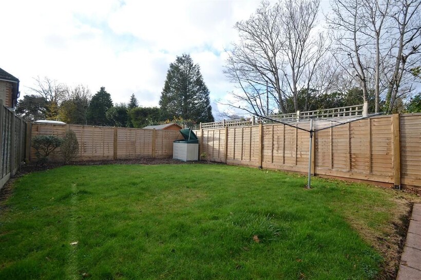 Westbourne, Bournemouth 3 bed semi-detached bungalow to rent - £1,995 pcm (£460 pw)