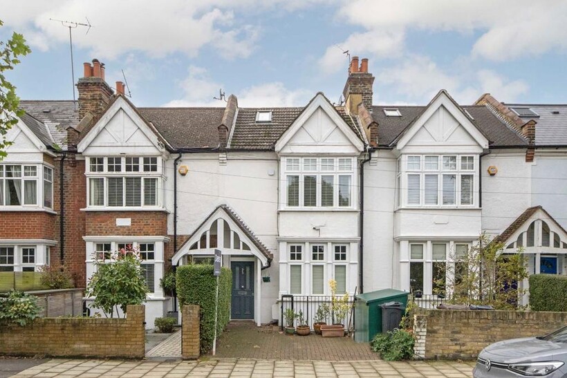Corney Road, London W4 5 bed house to rent - £5,746 pcm (£1,326 pw)