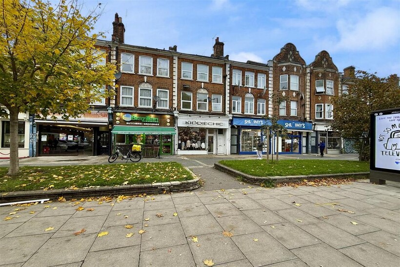 Amhurst Park, Hackney, London 1 bed flat to rent - £2,200 pcm (£508 pw)