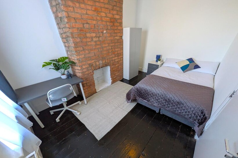 Alfreton Road, Nottingham NG7 1 bed in a house share to rent - £490 pcm (£113 pw)