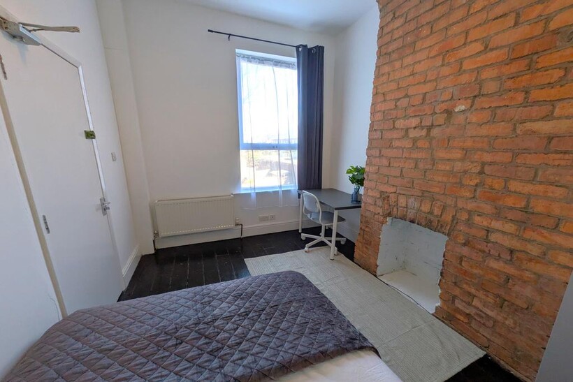 Alfreton Road, Nottingham NG7 1 bed in a house share to rent - £490 pcm (£113 pw)