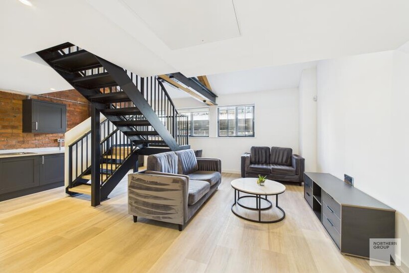 Flat 10 :: Gramercy House 2 bed apartment to rent - £1,405 pcm (£324 pw)