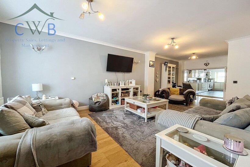 Malling Road, Snodland, ME6 5 bed semi-detached house to rent - £1,800 pcm (£415 pw)