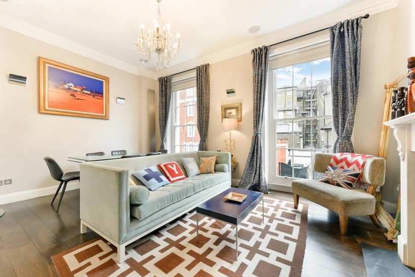 Walton Street, SW3 2 bed maisonette to rent - £5,500 pcm (£1,269 pw)