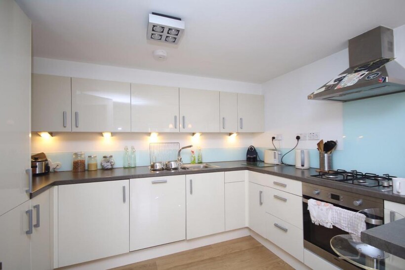 Green Lanes, Stoke Newington 1 bed flat to rent - £1,898 pcm (£438 pw)