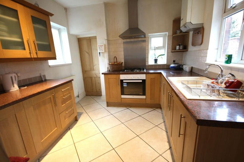 24 Bishop Street, Melton Mowbray, LE13 1 bed in a house share to rent - £440 pcm (£102 pw)