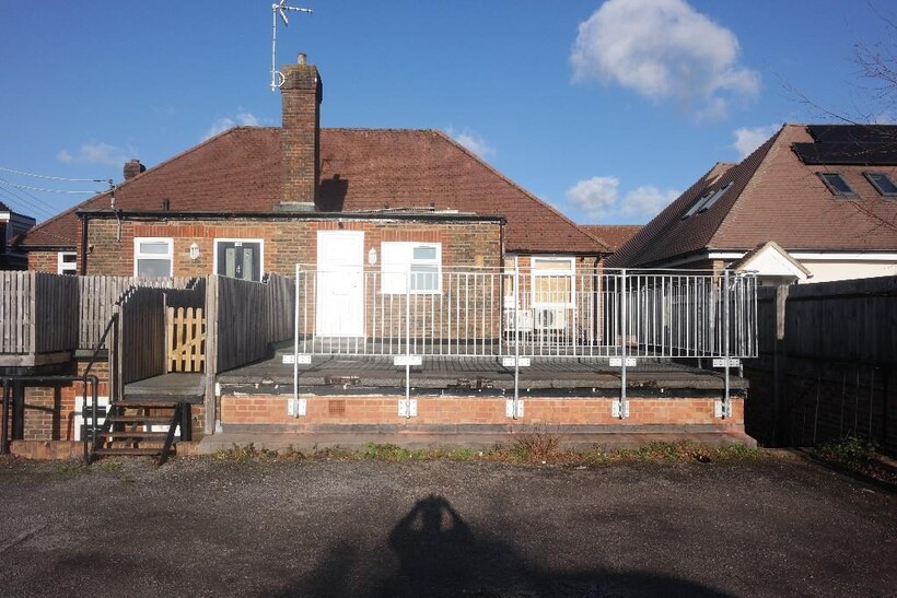 keymer road, Hassocks BN6 2 bed apartment to rent - £1,295 pcm (£299 pw)