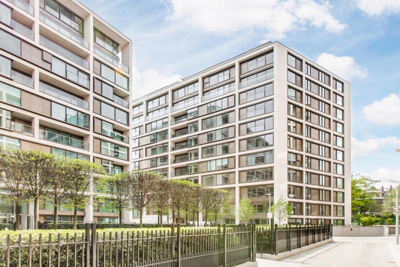 Kensington High Street, London, W14 2 bed apartment to rent - £4,250 pcm (£981 pw)