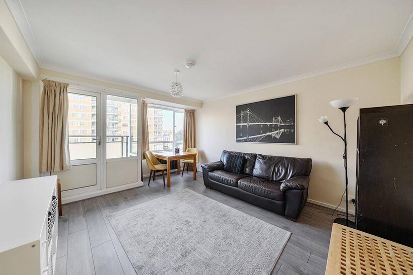 Churchill Gardens, Pimlico, London, SW1V 2 bed flat to rent - £2,395 pcm (£553 pw)