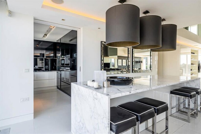 Thames Quay, London SW10 5 bed flat to rent - £24,999 pcm (£5,769 pw)