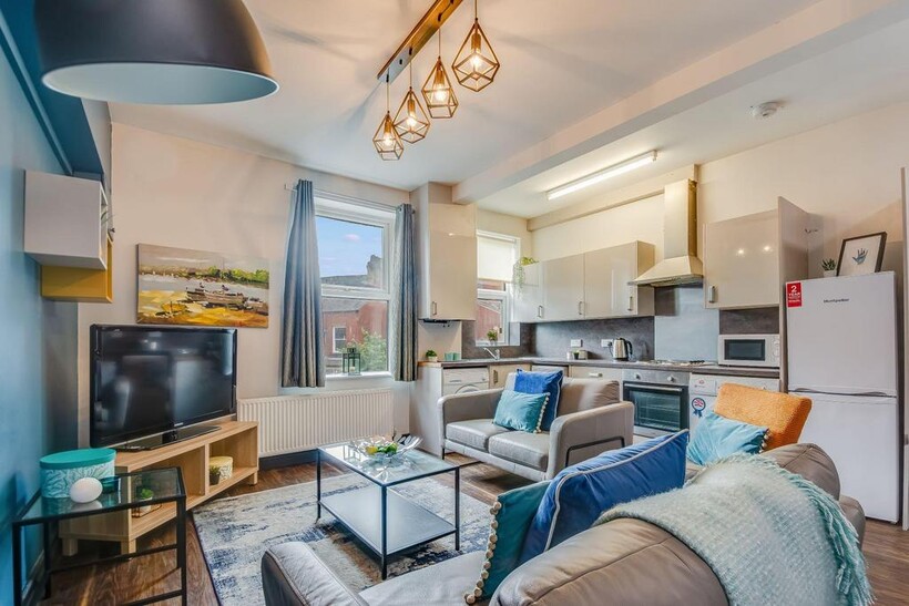 North Lane, Leeds 1 bed in a house share to rent - £516 pcm (£119 pw)