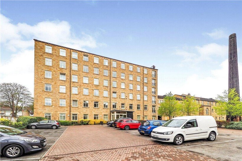 Textile Street, Mill House Textile... 1 bed apartment to rent - £595 pcm (£137 pw)