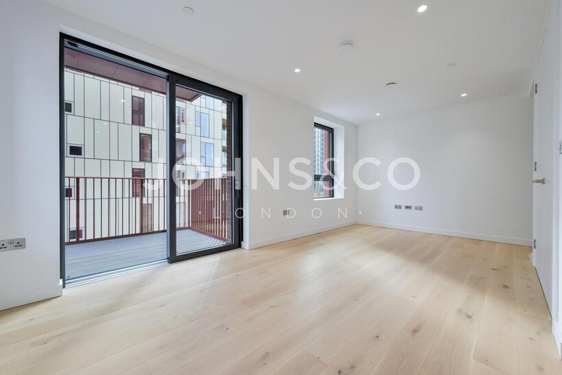 Peninsula Gardens, Greenwich... 1 bed apartment to rent - £2,396 pcm (£553 pw)