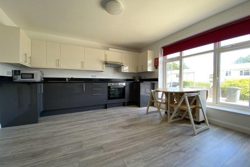 Sancroft-avenue-ct2-8jw-1015031